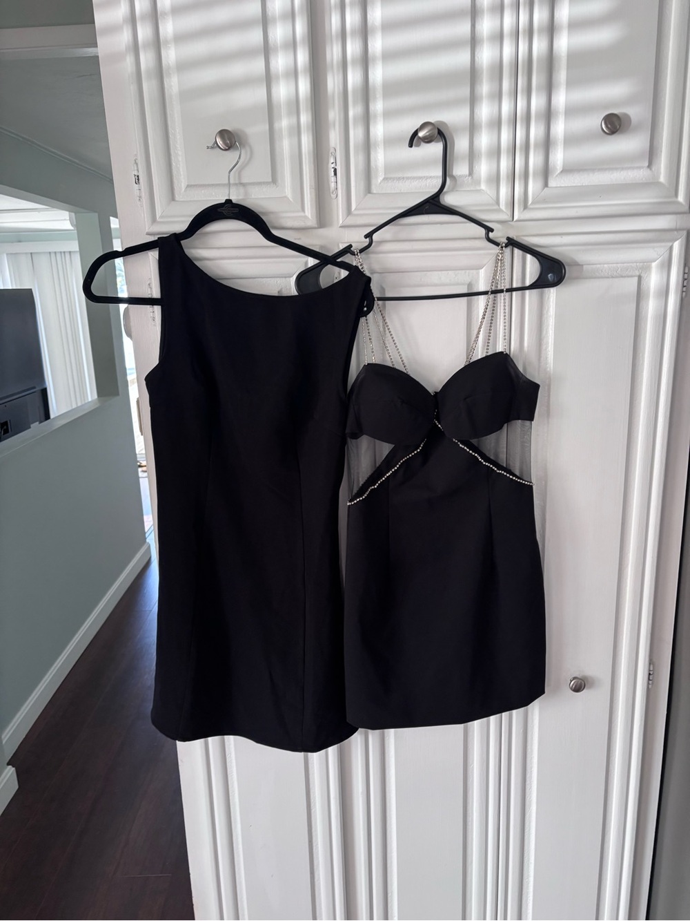 Lot of 7 dresses/skirt sets sizes XS-M - Picture 3 of 5
